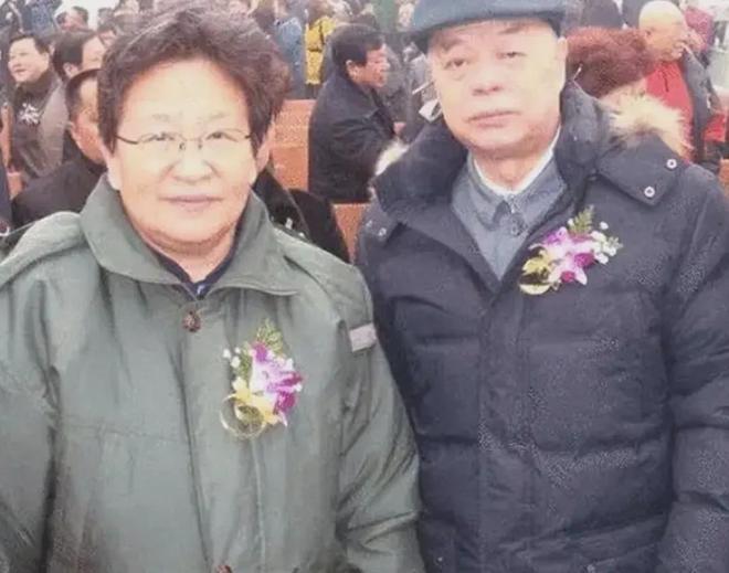 世界杯：华裔前锋梅开二度 雷扎伊扬传射建功 伊朗2