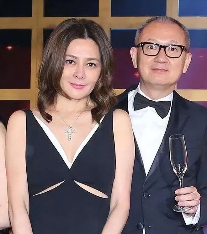 车晓谈前夫李兆会：世上除了我妈他最爱我，但他的爱令我无法承受